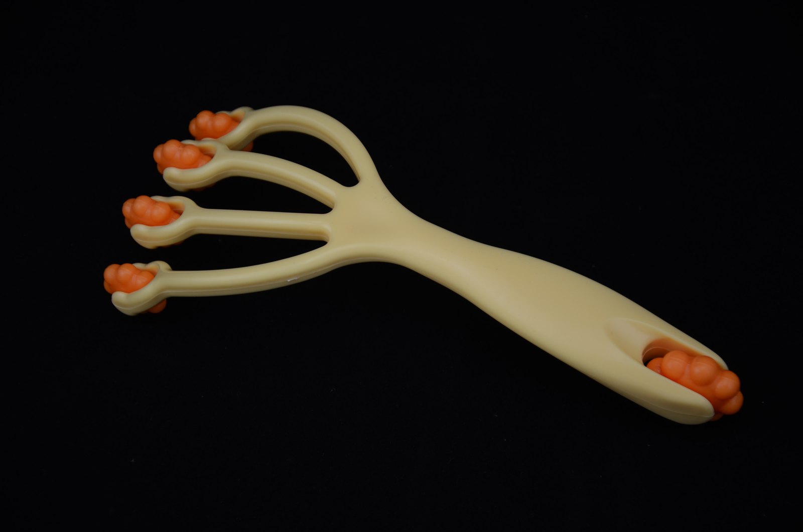 HX-6199 Four-Claw Handheld Body Roller Massager for Wholesale Gifts product photo 2