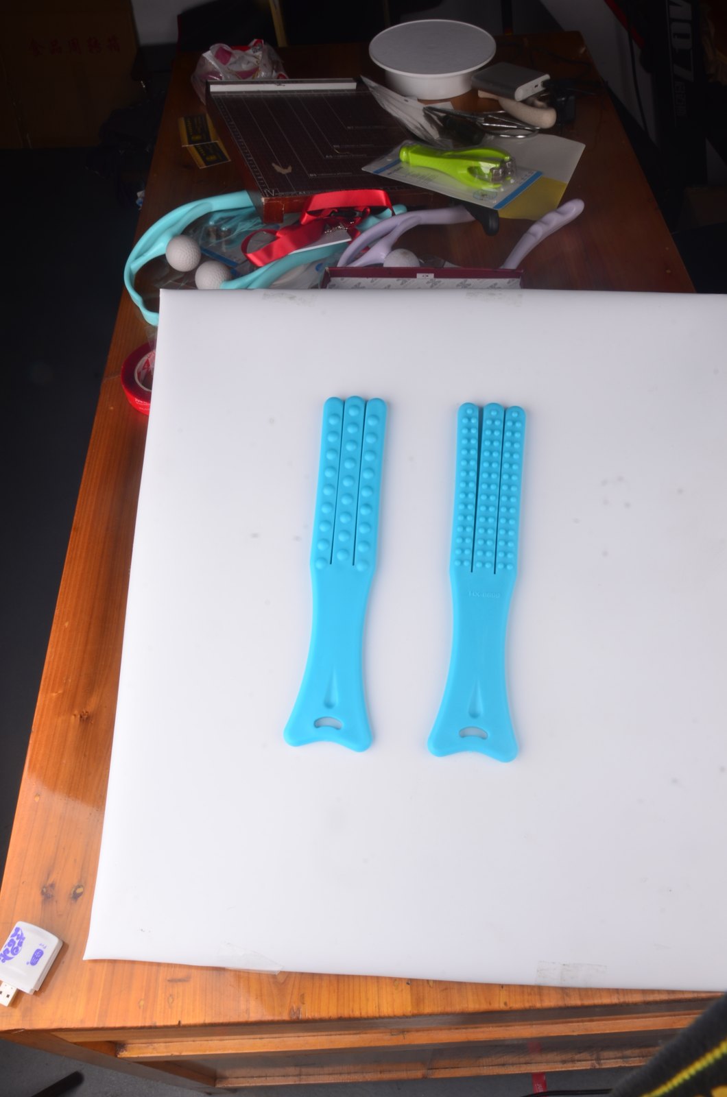 HX-6699 Three-Finger Meridian Massage Patting Stick for Body Relaxation product photo 4